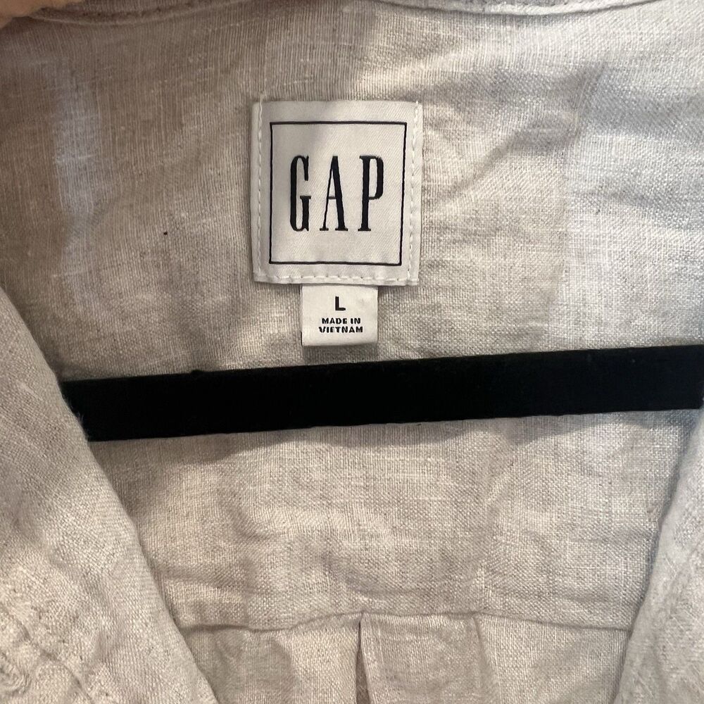 GAP Women’s Large Light Tan 100% Linen Button-Down Shirt Coastal Beachy Casual - Picture 2 of 7